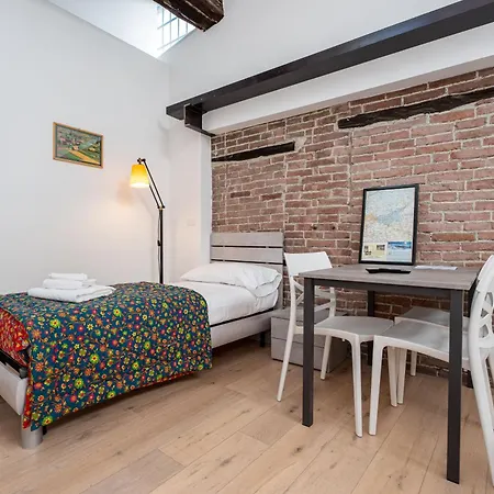 Apartment Center